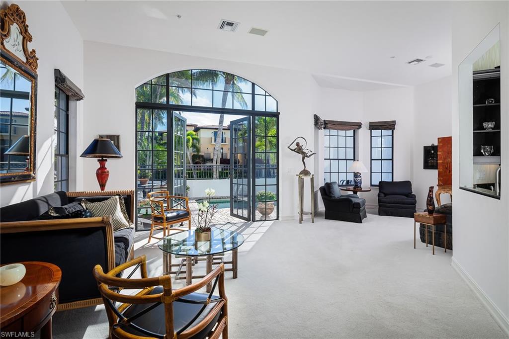 VILLAS TIVOLI - Residential