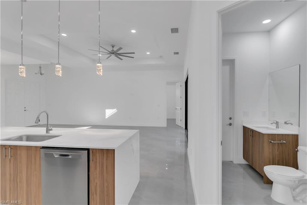 LEHIGH ACRES - Residential Lease