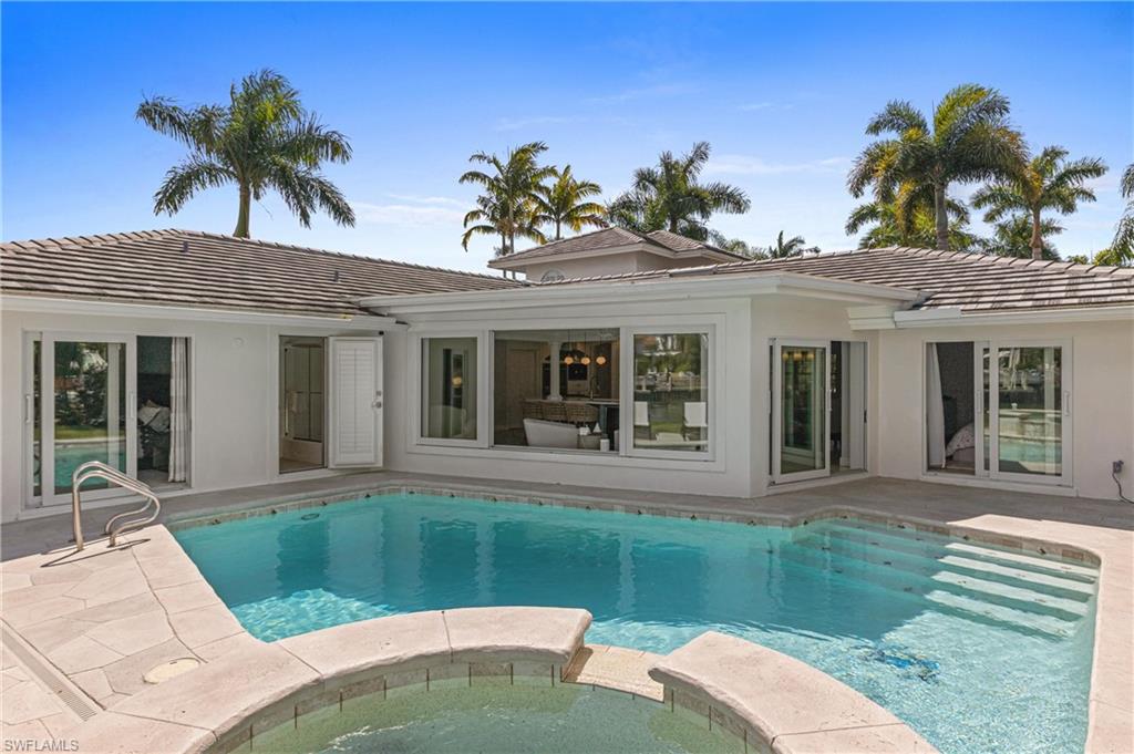 ROYAL HARBOR - Residential