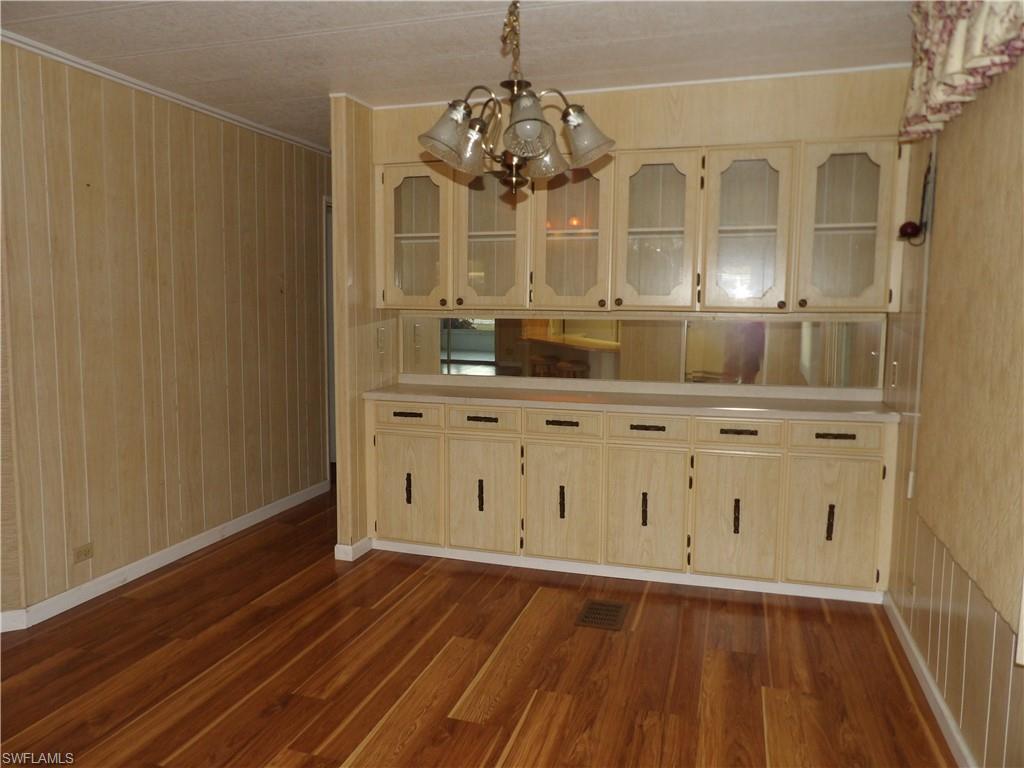 FOREST PARK MOBILE HOME - Residential