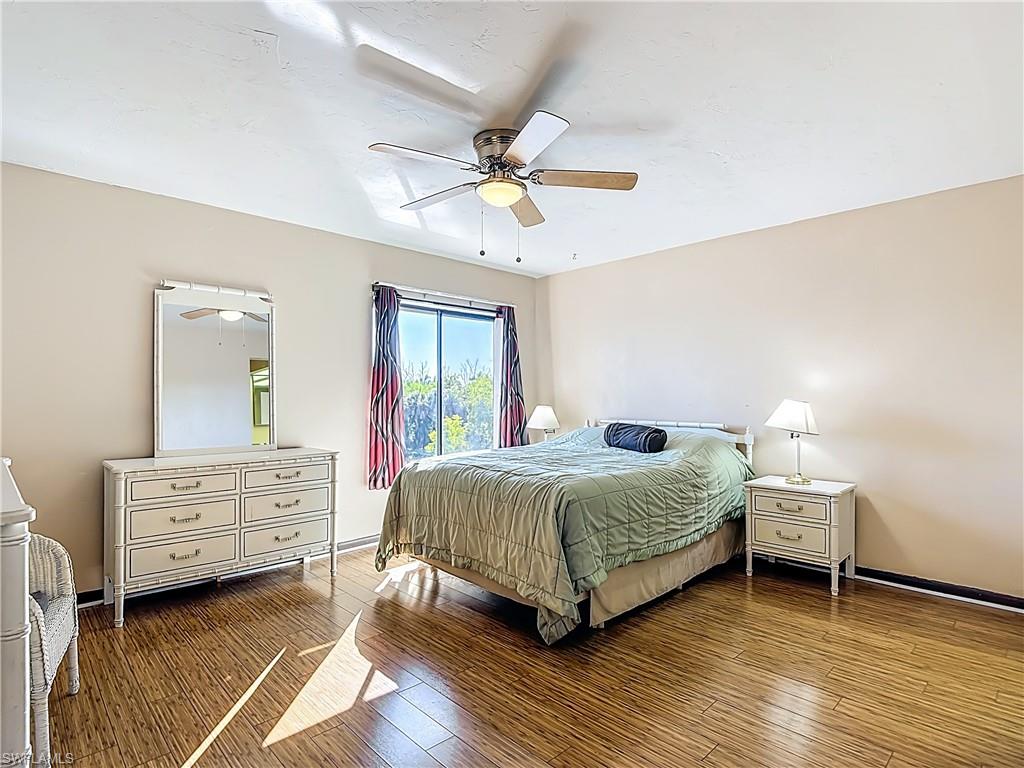 LAKESIDE AT LOCHMOOR CONDO - Residential