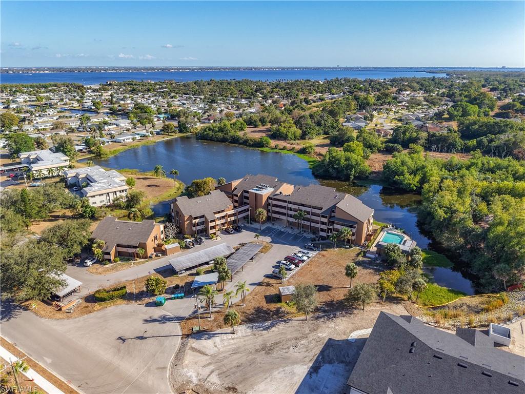 LAKESIDE AT LOCHMOOR CONDO - Residential