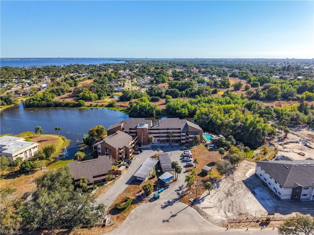 LAKESIDE AT LOCHMOOR CONDO - Residential