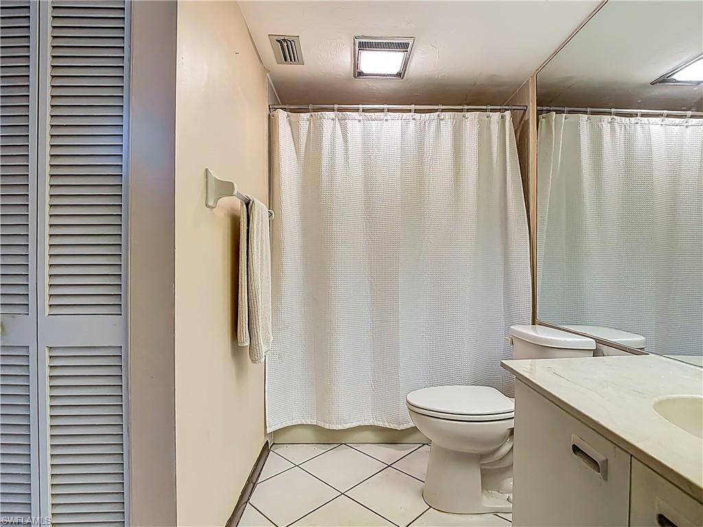 LAKESIDE AT LOCHMOOR CONDO - Residential