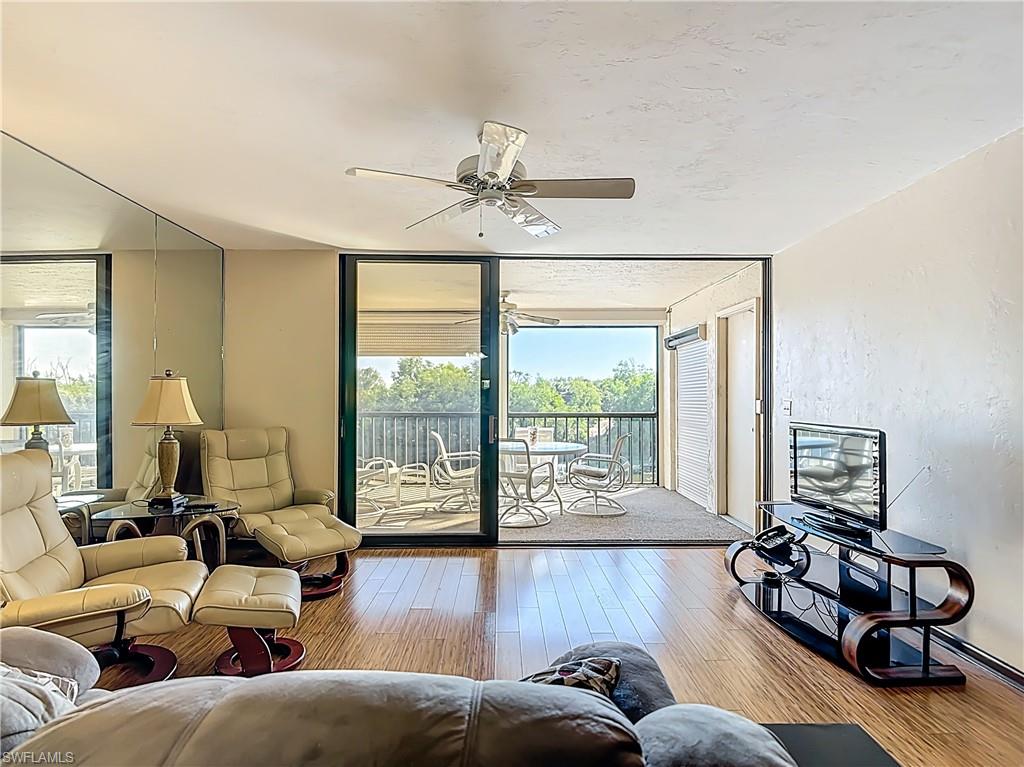 LAKESIDE AT LOCHMOOR CONDO - Residential