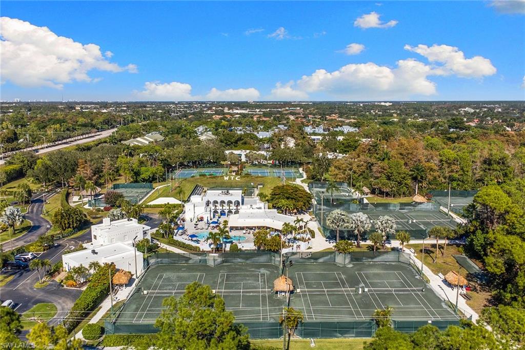 WORLD TENNIS CENTER - Residential