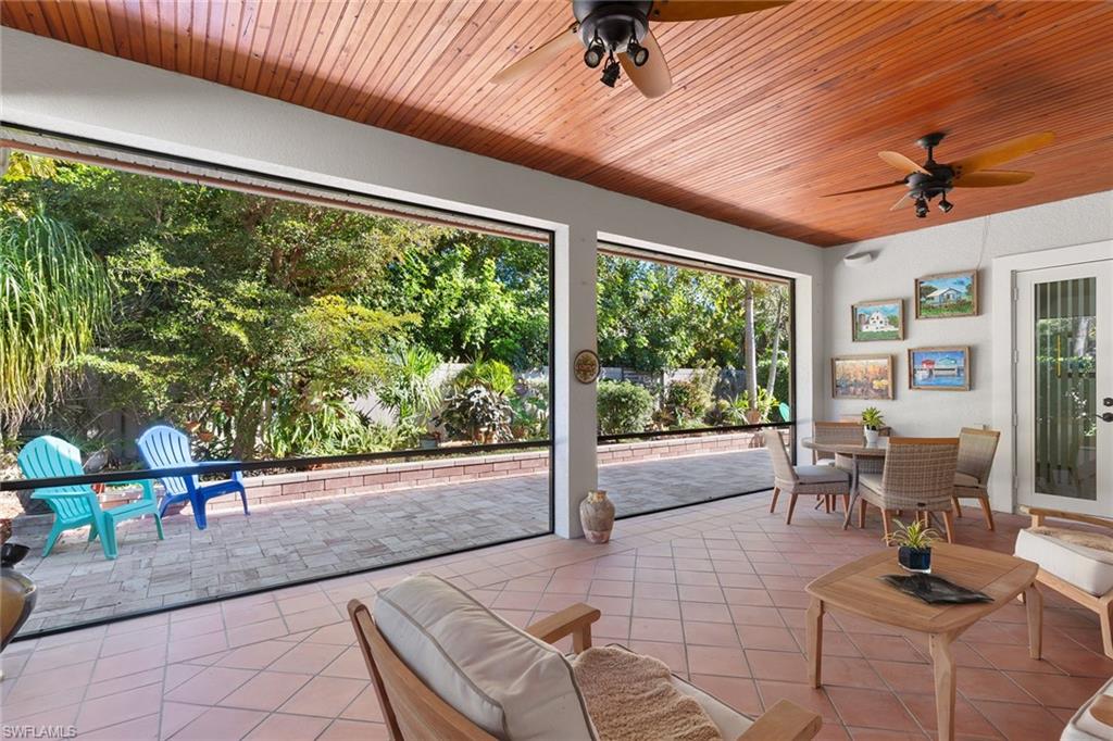 WORLD TENNIS CENTER - Residential