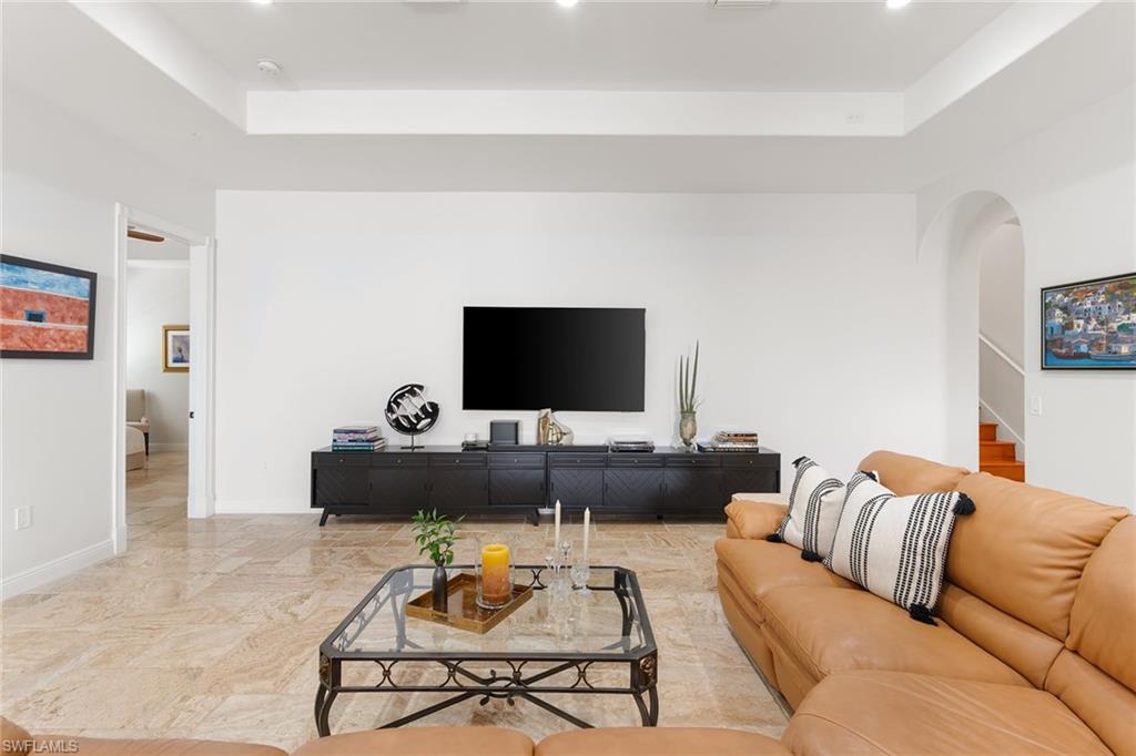 WORLD TENNIS CENTER - Residential