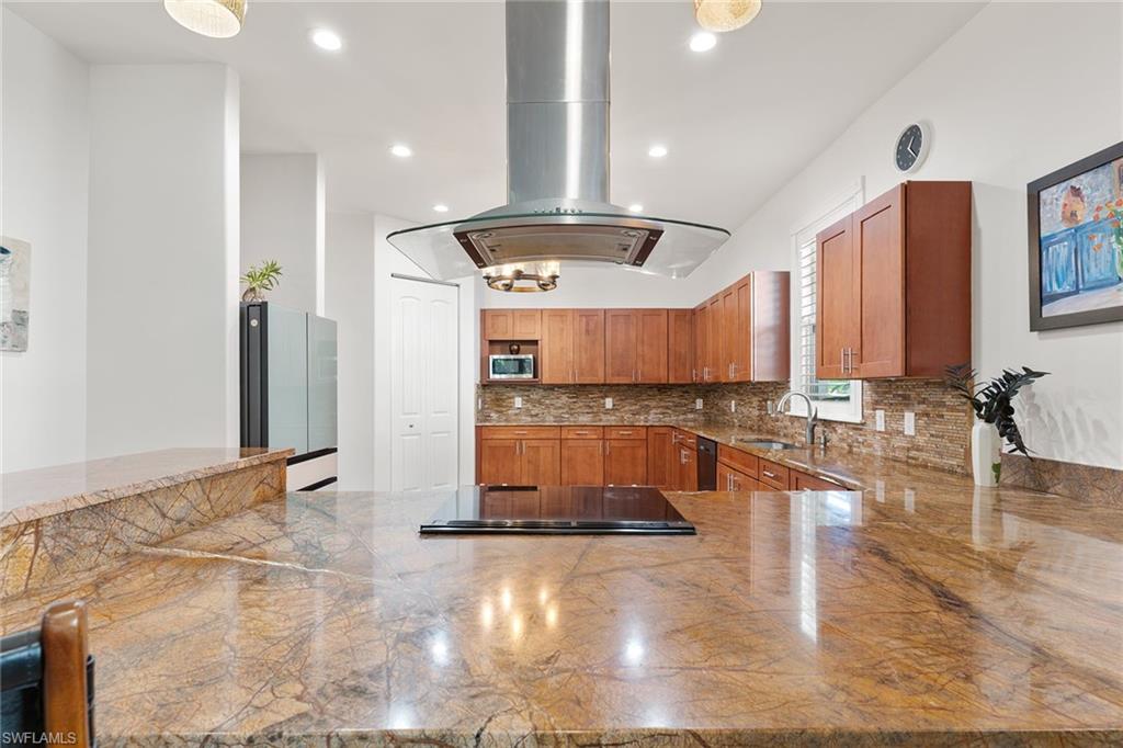 WORLD TENNIS CENTER - Residential