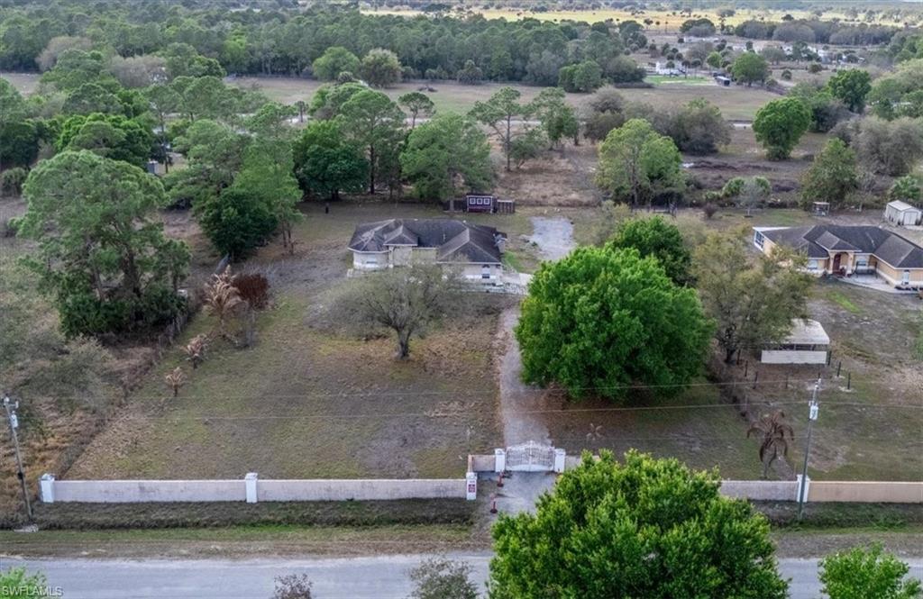 MONTURA - Residential