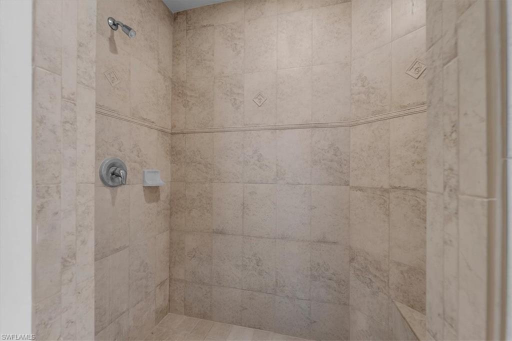 MONTURA - Residential