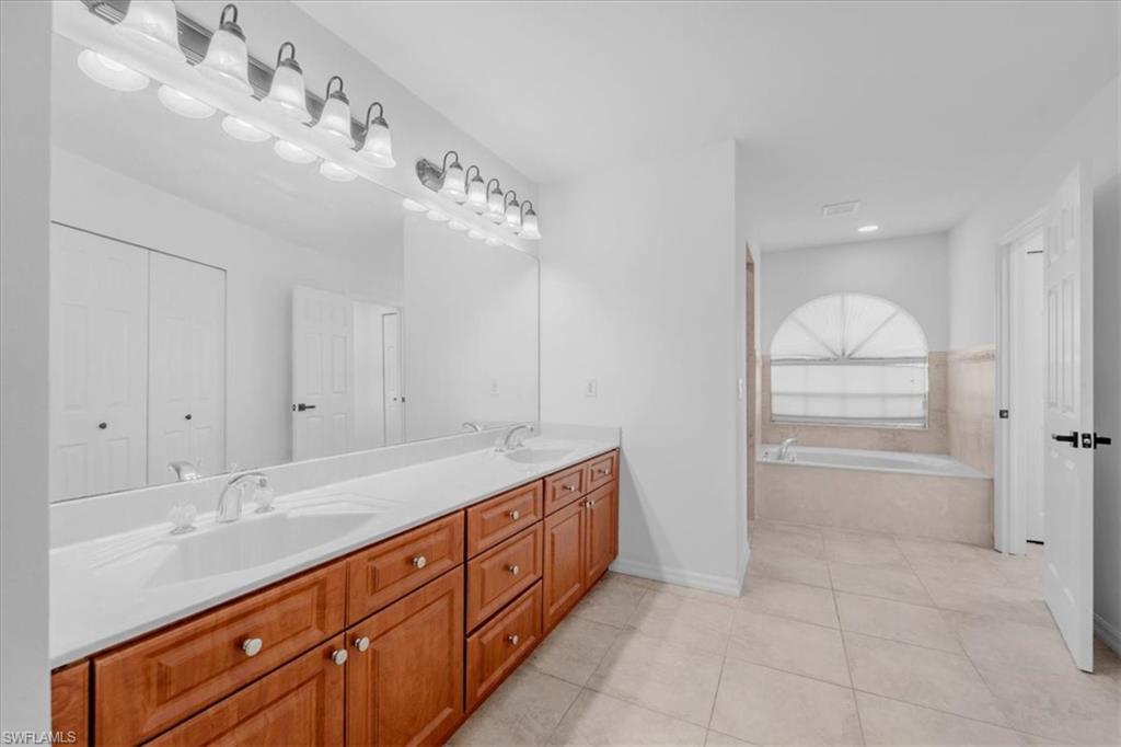 MONTURA - Residential