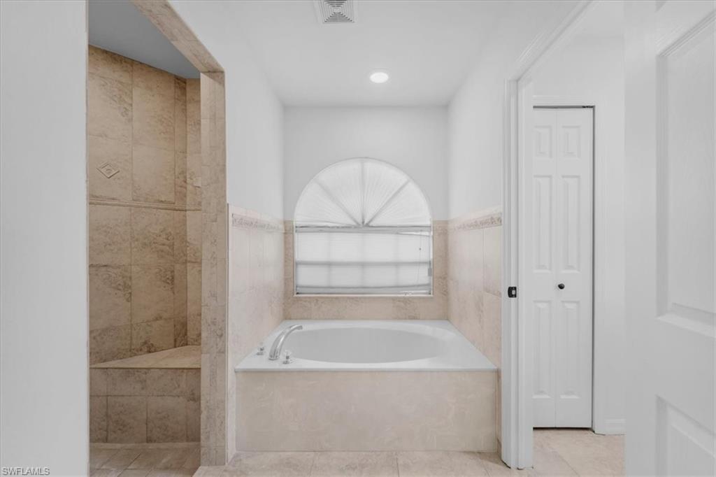 MONTURA - Residential