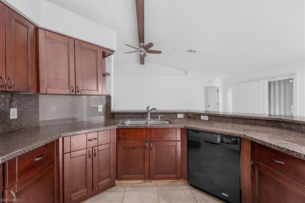 MONTURA - Residential