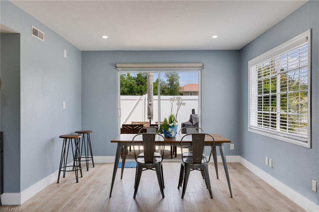 RIVERWALK COVE - Residential