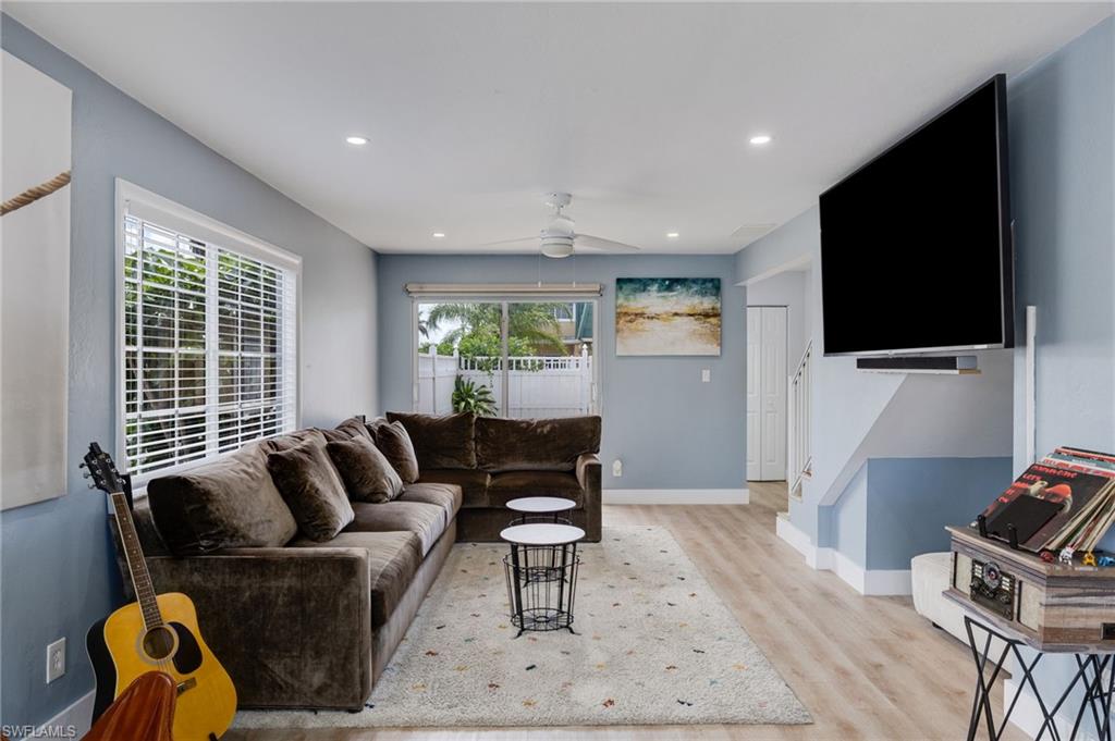 RIVERWALK COVE - Residential