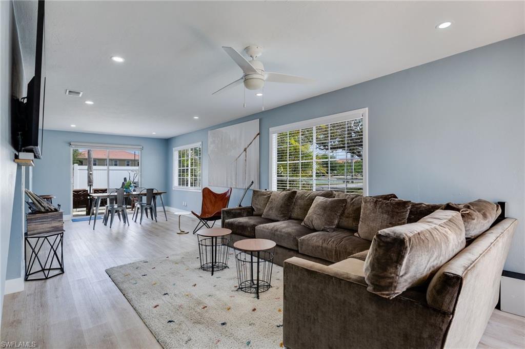 RIVERWALK COVE - Residential