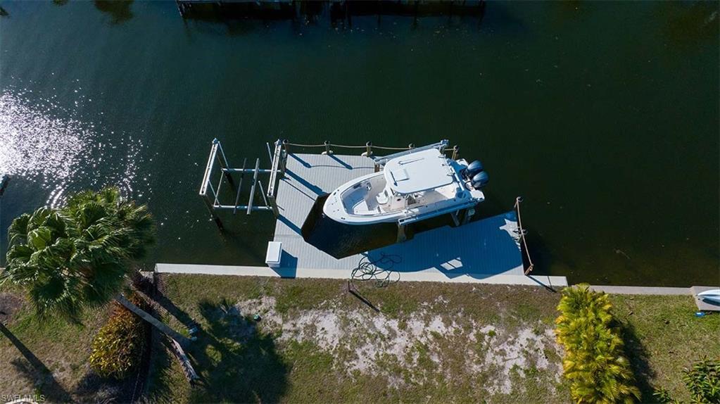 ISLAND HARBORS - Land