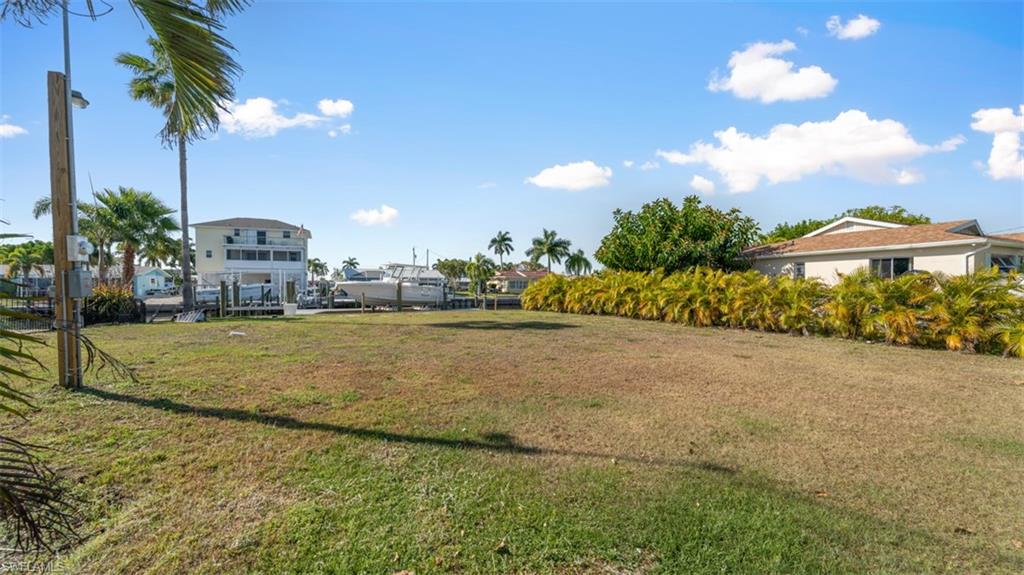 ISLAND HARBORS - Land