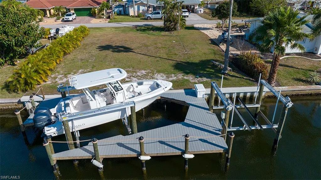 ISLAND HARBORS - Land