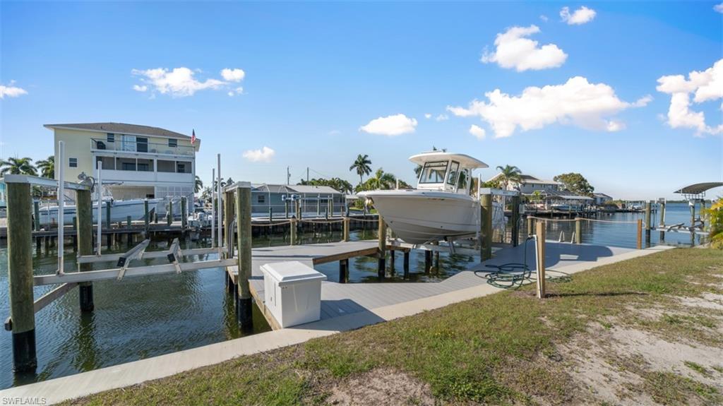 ISLAND HARBORS - Land