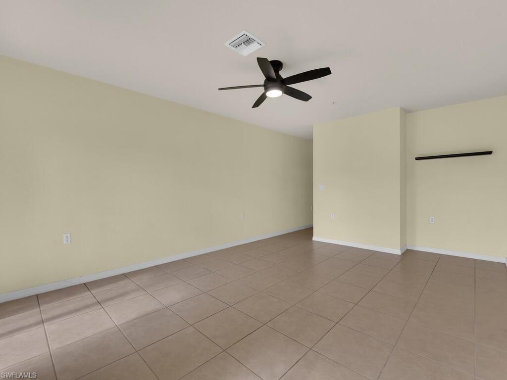 TOWNHOMES AT STONEYBROOK - Residential