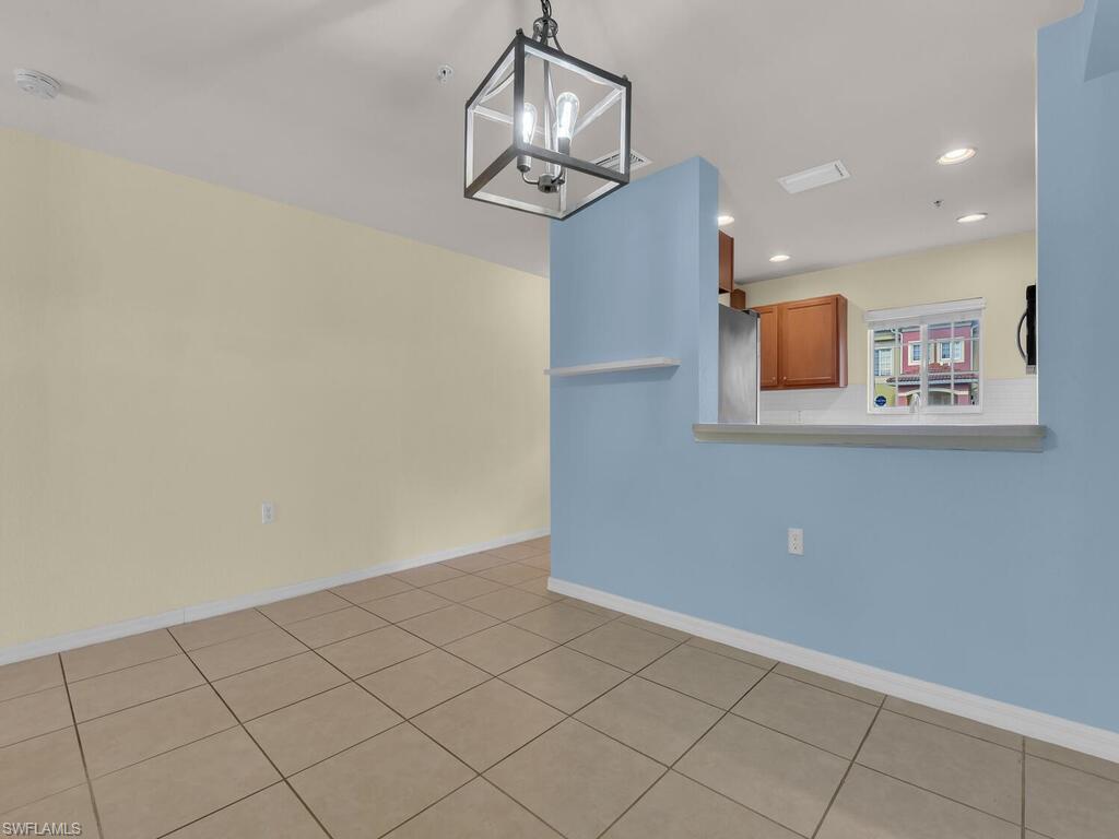 TOWNHOMES AT STONEYBROOK - Residential