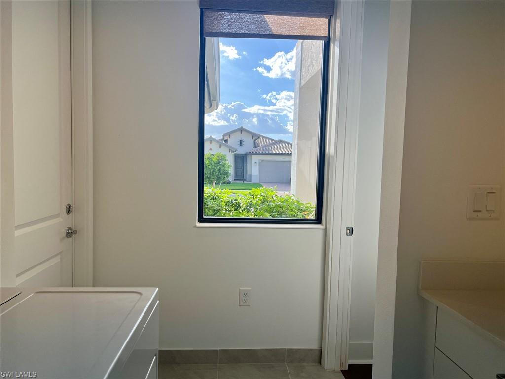 MAPLE RIDGE - Residential Lease