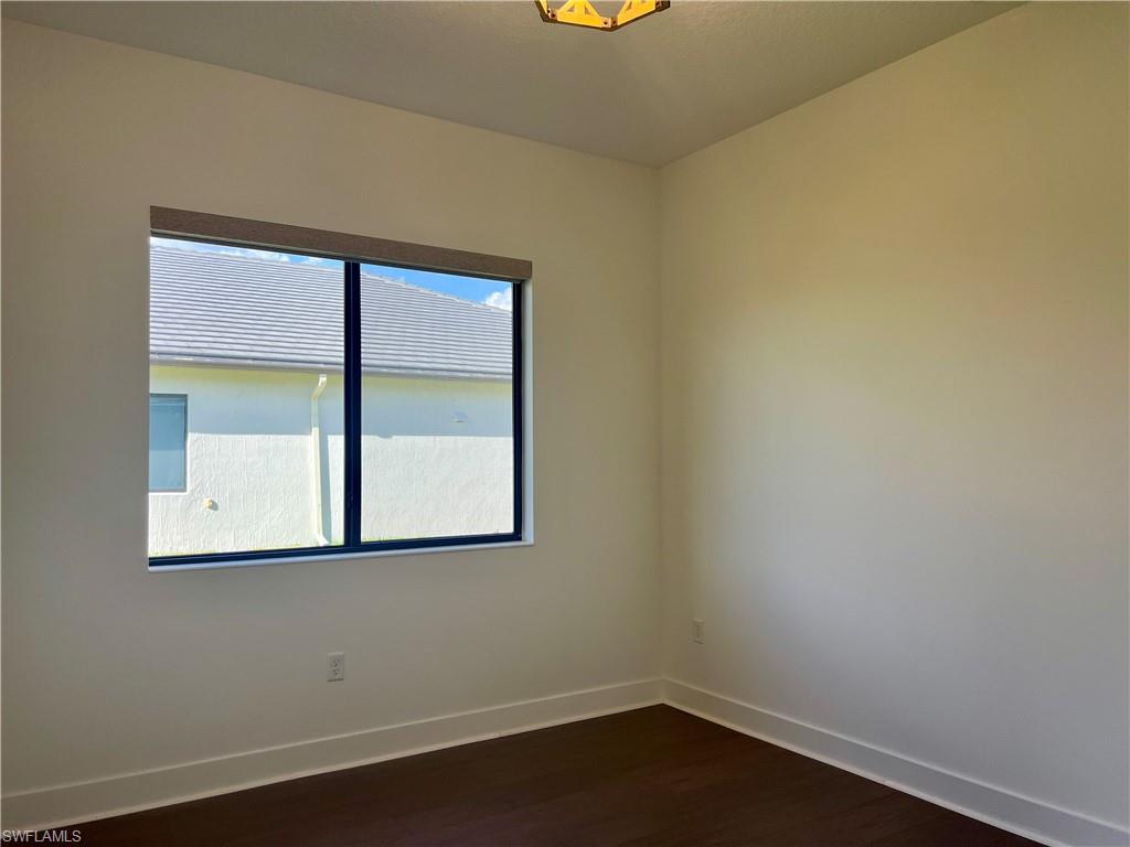 MAPLE RIDGE - Residential Lease