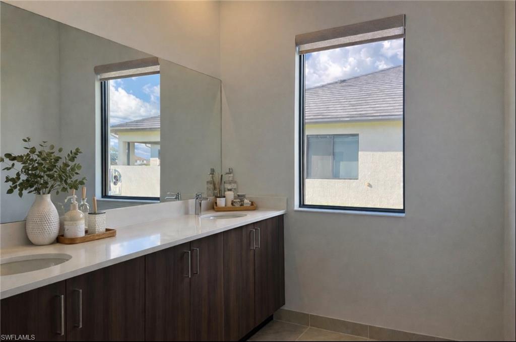 MAPLE RIDGE - Residential Lease