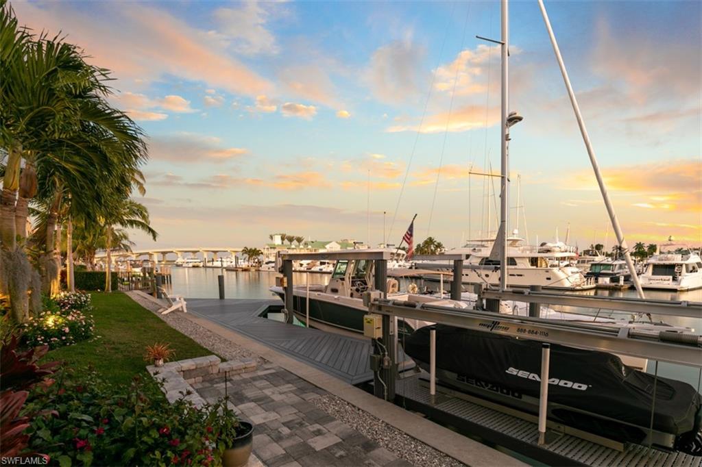 MARCO ISLAND - Residential