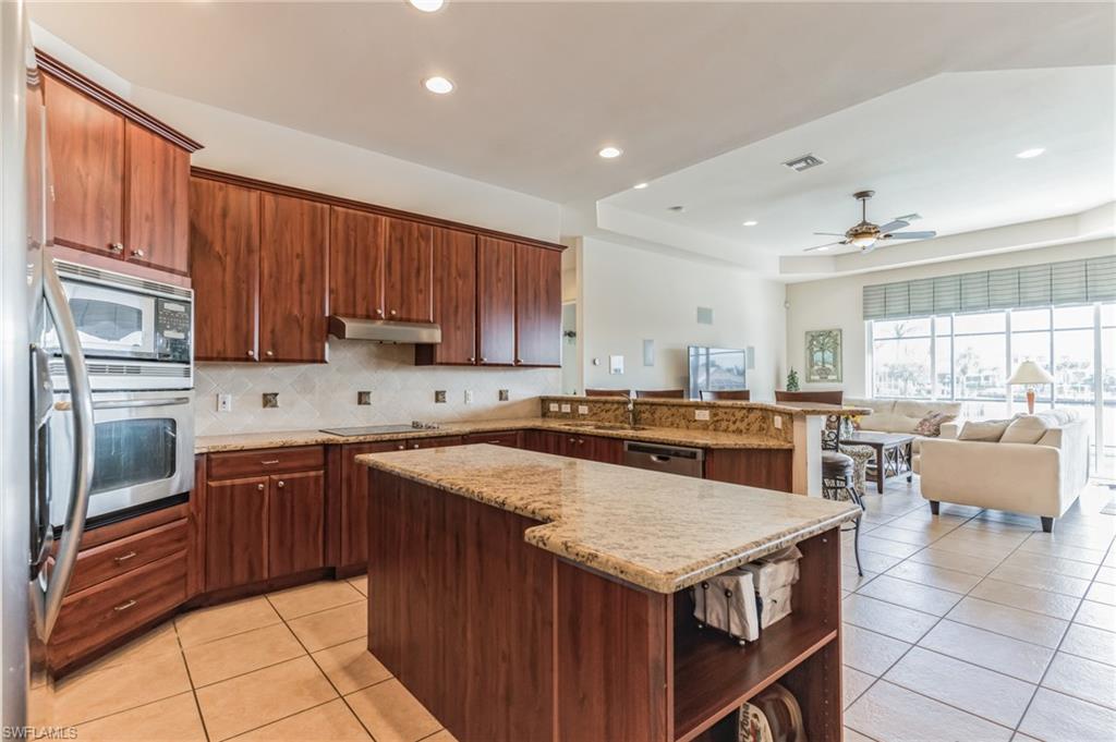 MARCO BEACH - Residential