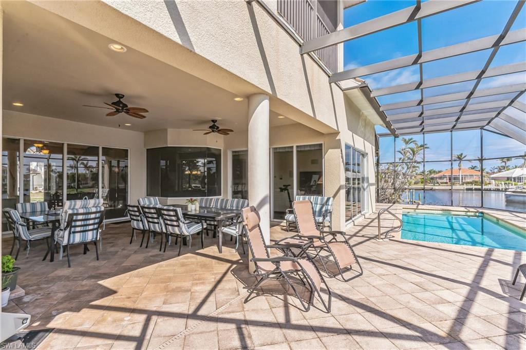 MARCO BEACH - Residential