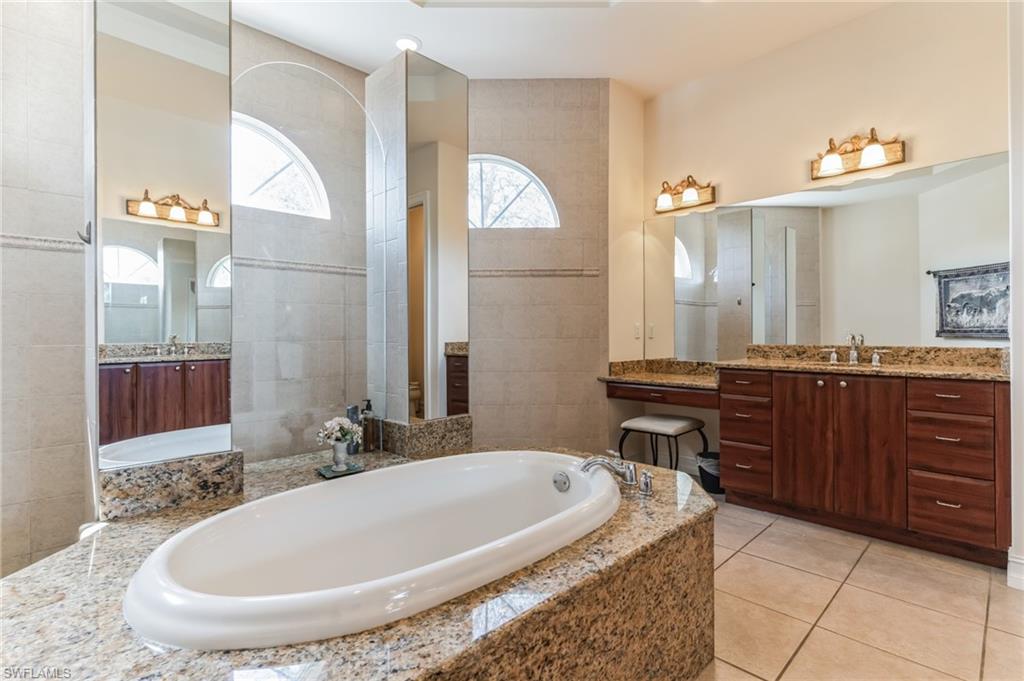 MARCO BEACH - Residential