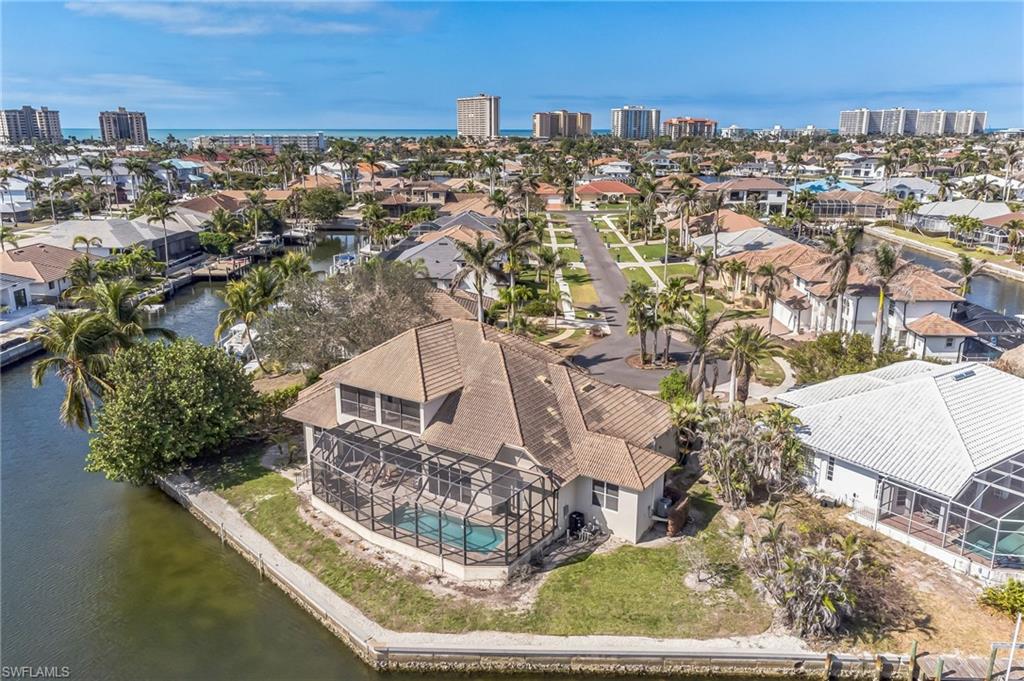 MARCO BEACH - Residential