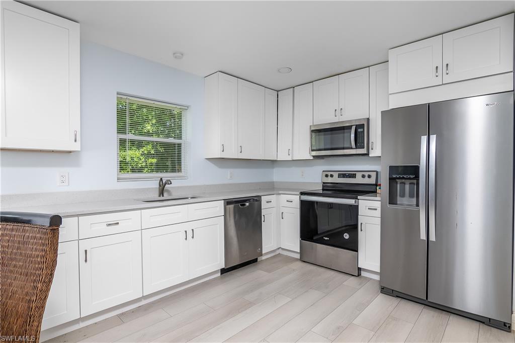 FORT MYERS SHORES - Residential