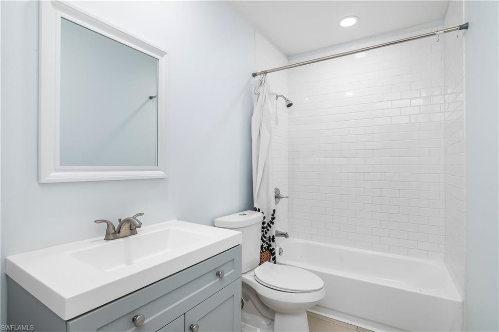 FORT MYERS SHORES - Residential