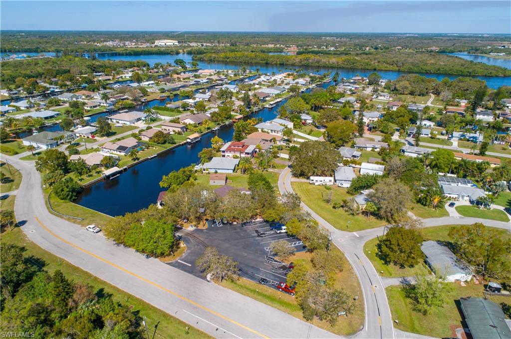 FORT MYERS SHORES - Residential