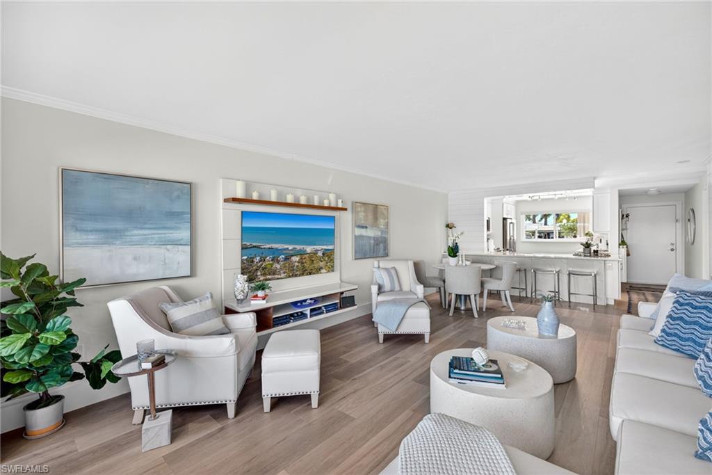 MARINERS COVE - Residential