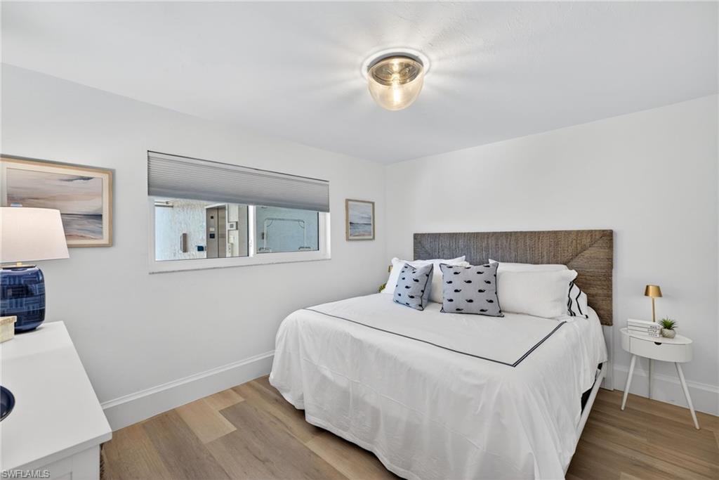 MARINERS COVE - Residential