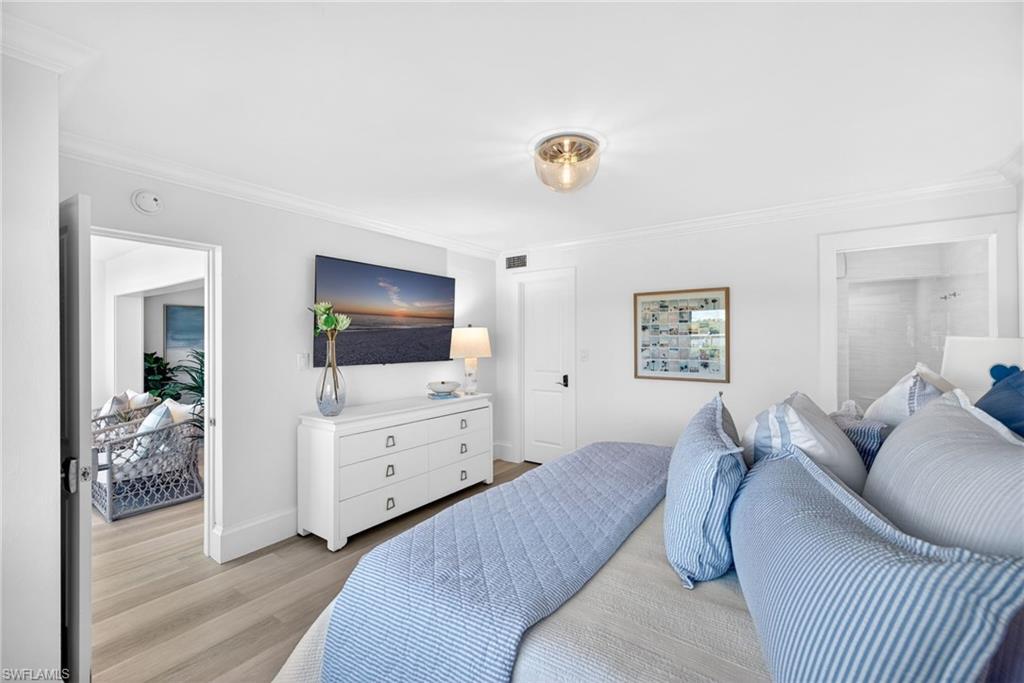 MARINERS COVE - Residential