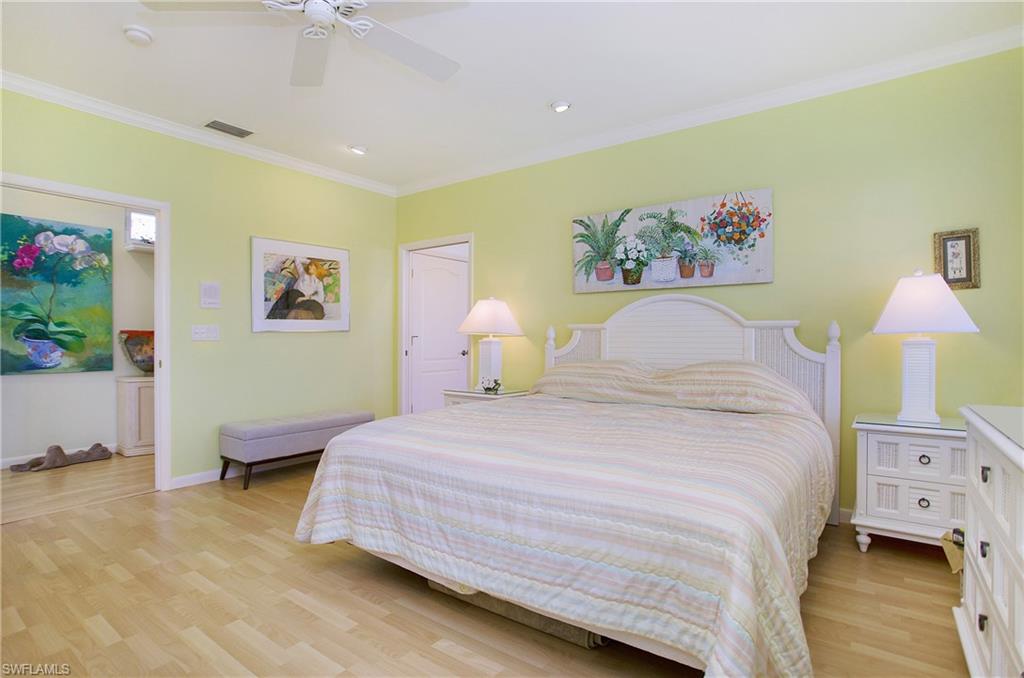 AQUALANE SHORES - Residential