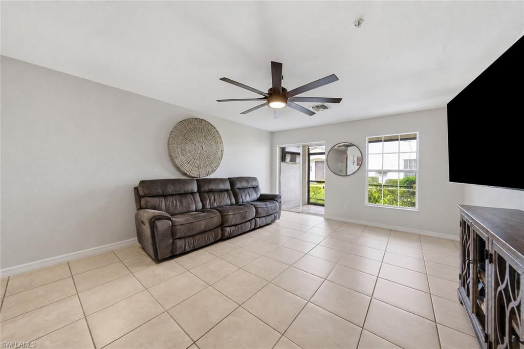 9097 Gervais CIR 1808