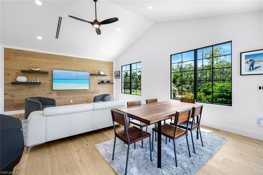 LIVINGSTON WOODS - Residential