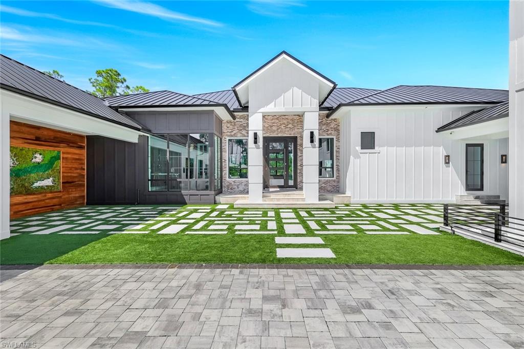 LIVINGSTON WOODS - Residential