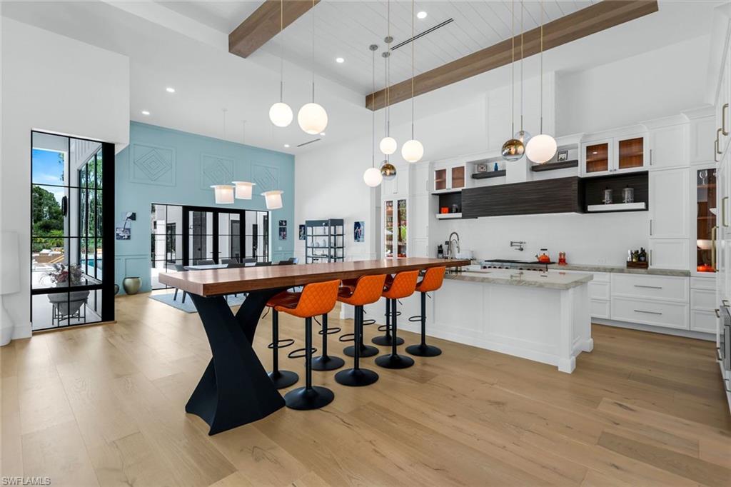 LIVINGSTON WOODS - Residential