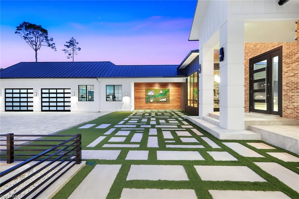 LIVINGSTON WOODS - Residential