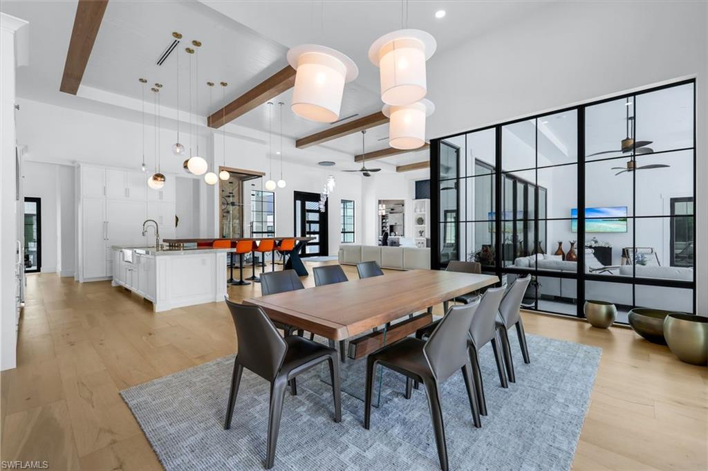 LIVINGSTON WOODS - Residential