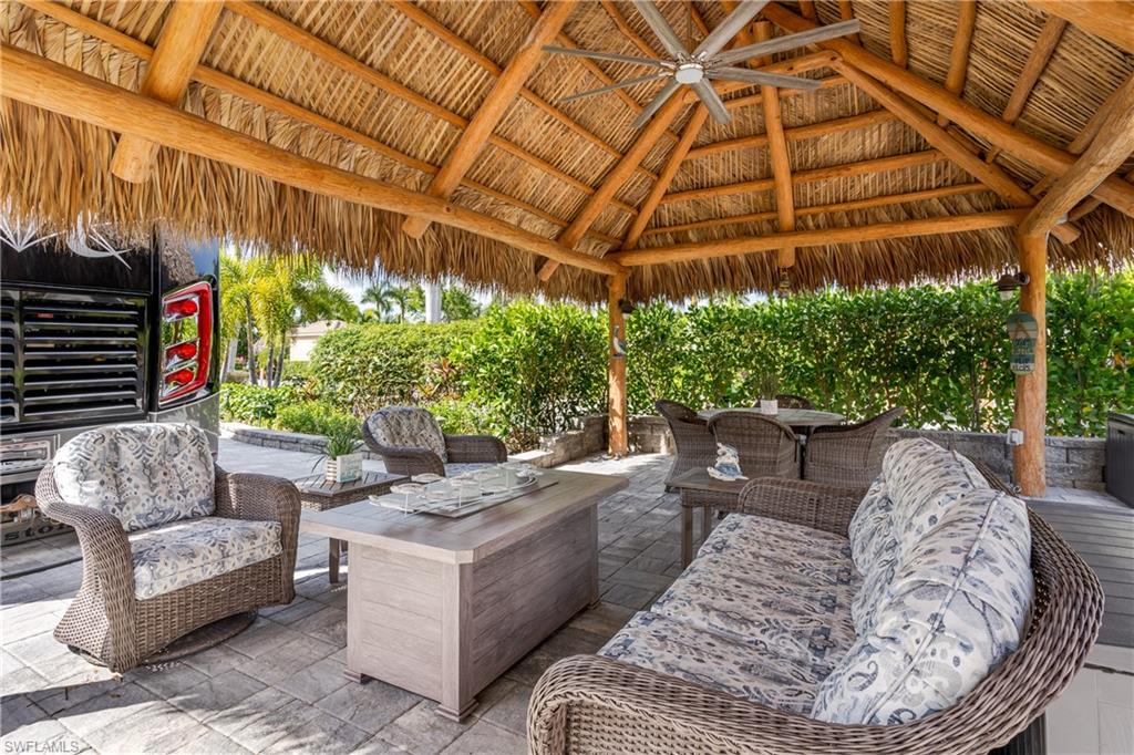 NAPLES MOTORCOACH RESORT - Land