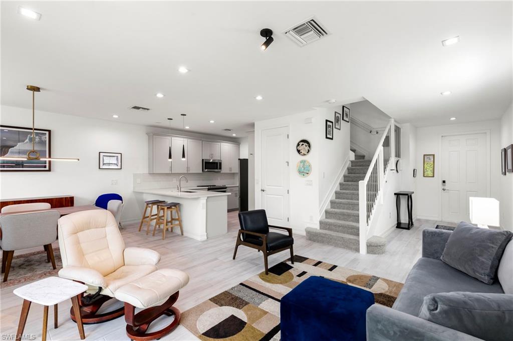 VANDERBILT RESERVE - Residential